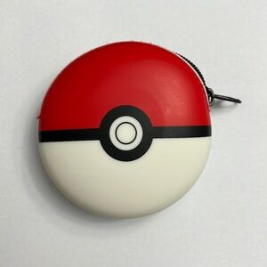Pokemon Poké Ball Silicon Zippered Coin Pouch / Wallet